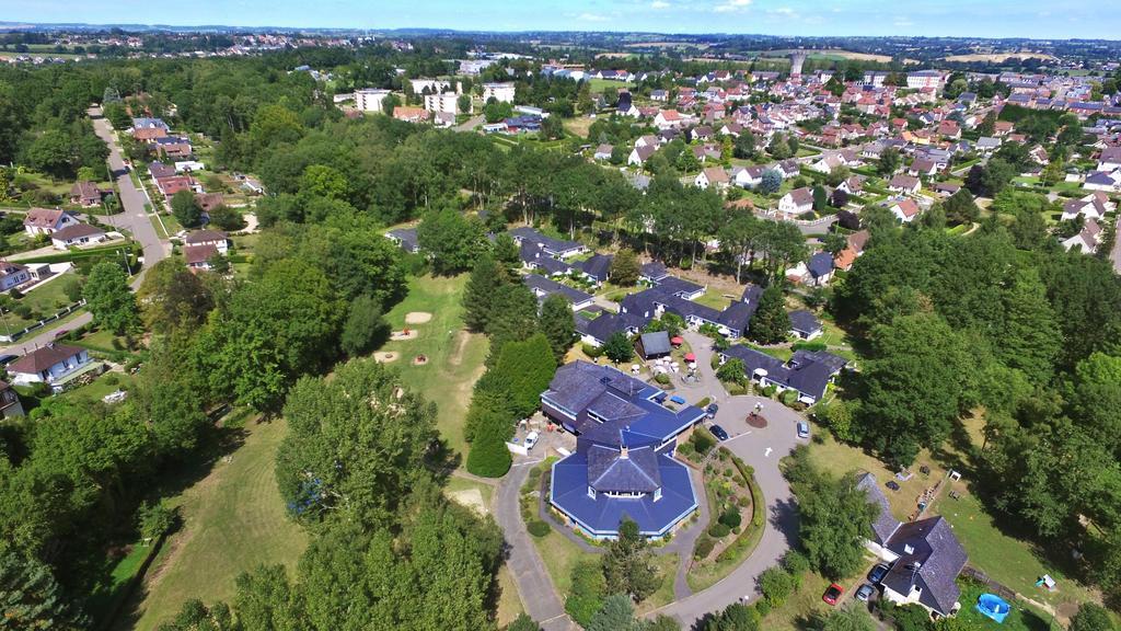 Vvf Normandie Forges-Les-Eaux Exterior foto